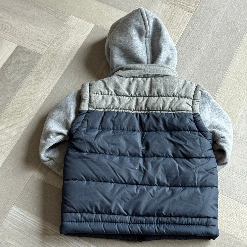 Distortion Boys Puffer Vest Full Zip Gray Sweatshirt‎ Sleeve Jacket Size 2T
